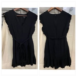 Bardot Size S/6 Little Black Dress